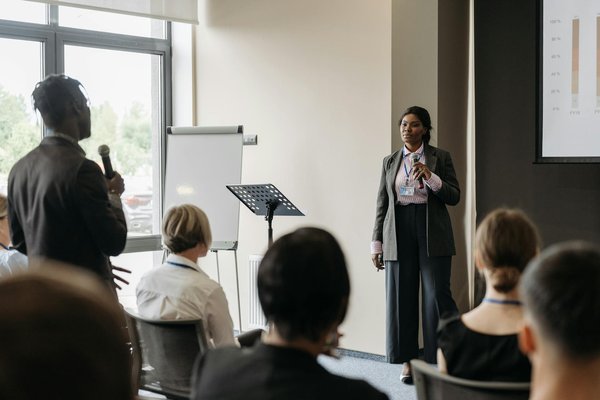 Key guidelines for uk event management companies to stay compliant with public liability insurance regulations